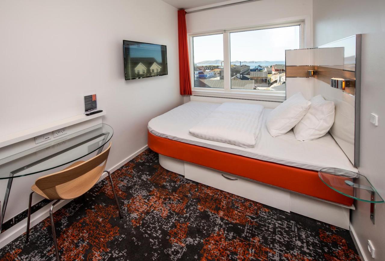 Hhe Express Otel Nuuk Dış mekan fotoğraf