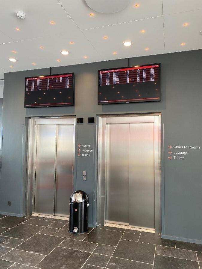 Hhe Express Otel Nuuk Dış mekan fotoğraf