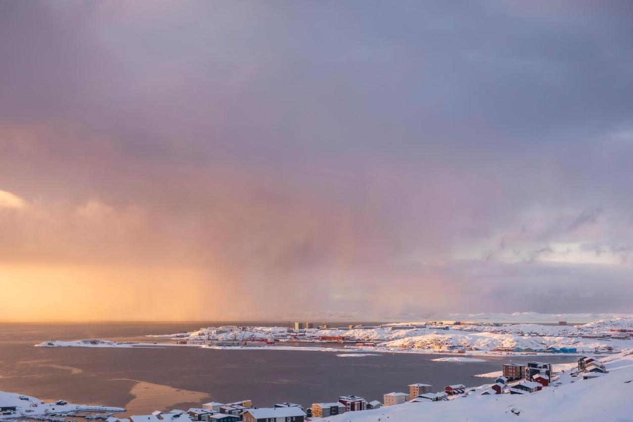 Hhe Express Otel Nuuk Dış mekan fotoğraf